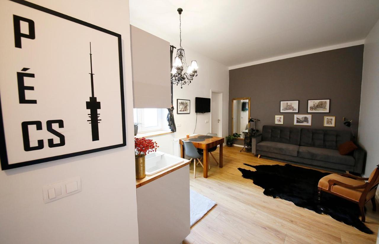 Mini Flat Apartman ペーチ エクステリア 写真